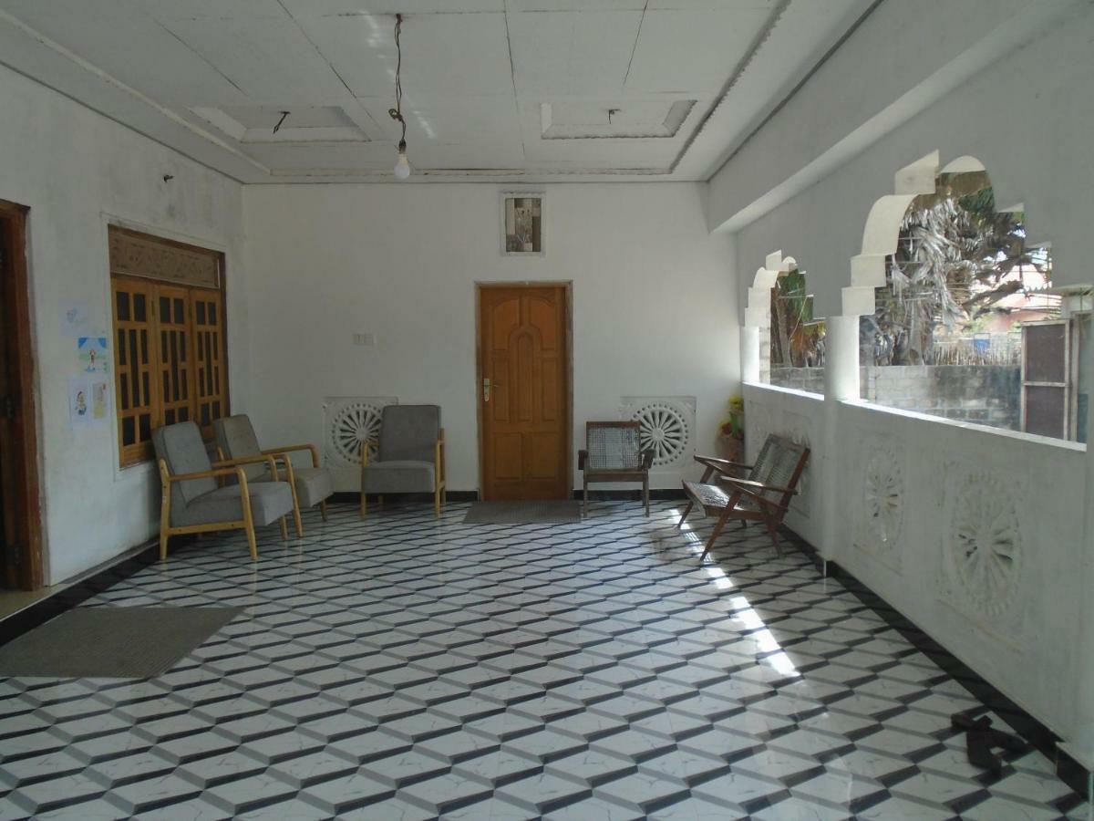El Shaddai Hotel Mannar Buitenkant foto